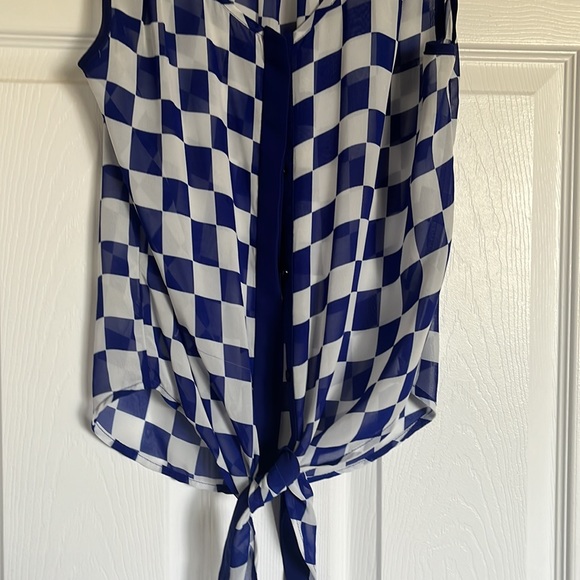 Button up shirt sleeveless - Picture 4 of 5